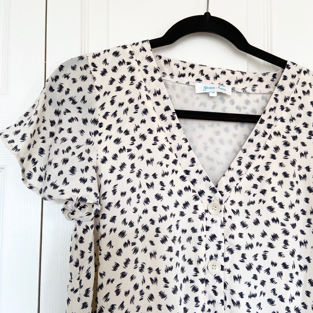 Grace and Lace dot dress - Picture 2 of 5
